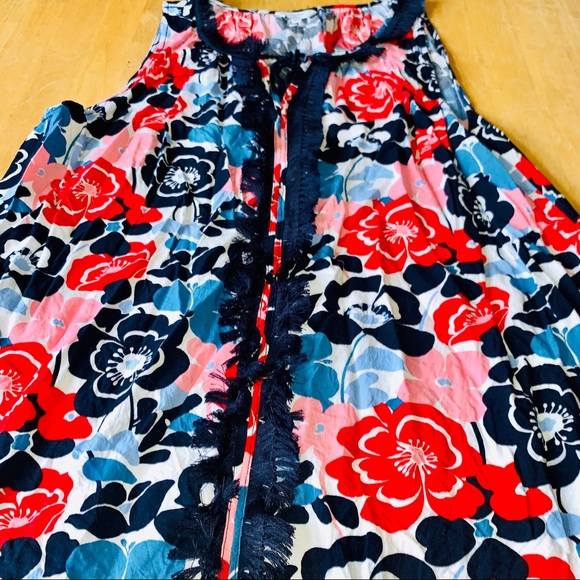 Crown & Ivy Floral Tassel Tank - Picture 2 of 8